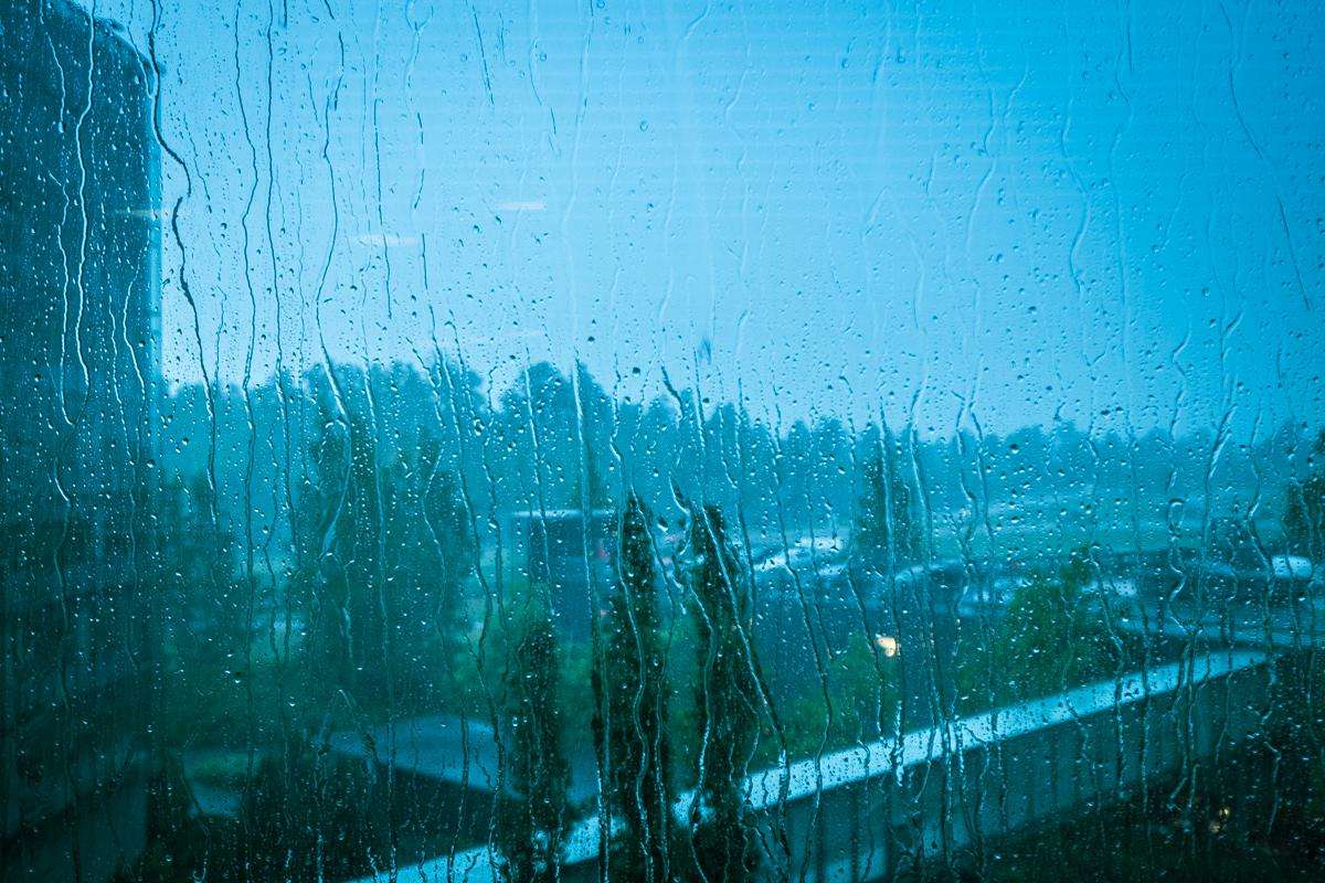 拒絕潮濕 陰雨天你需要這樣的門窗