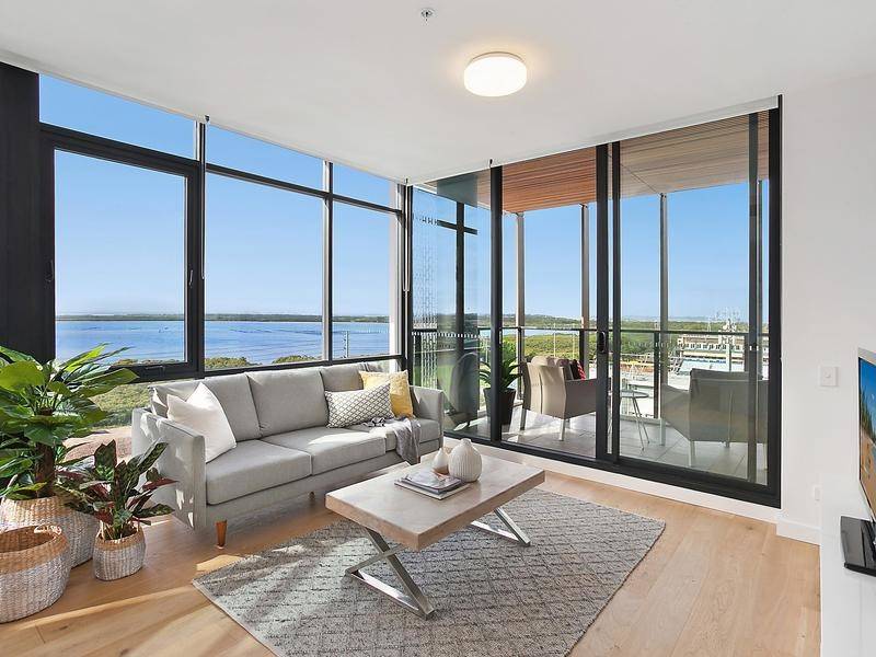 人人都爭搶的“年輕飯” 門窗企業該如何吃好？