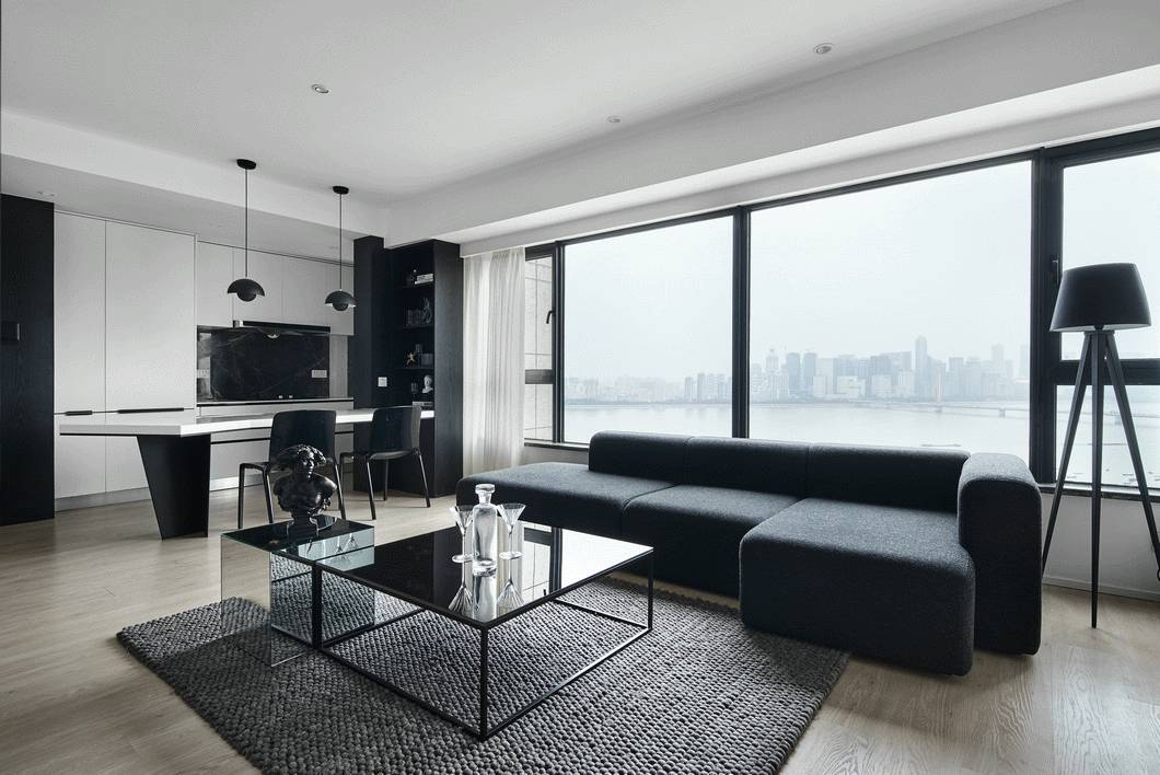 家住高層，門窗選內開好還是外開好？